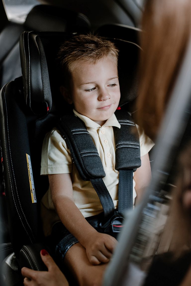 Viaje espacial de Carrello, o Cómo el niño se hizo amigo del asiento del automóvil 2